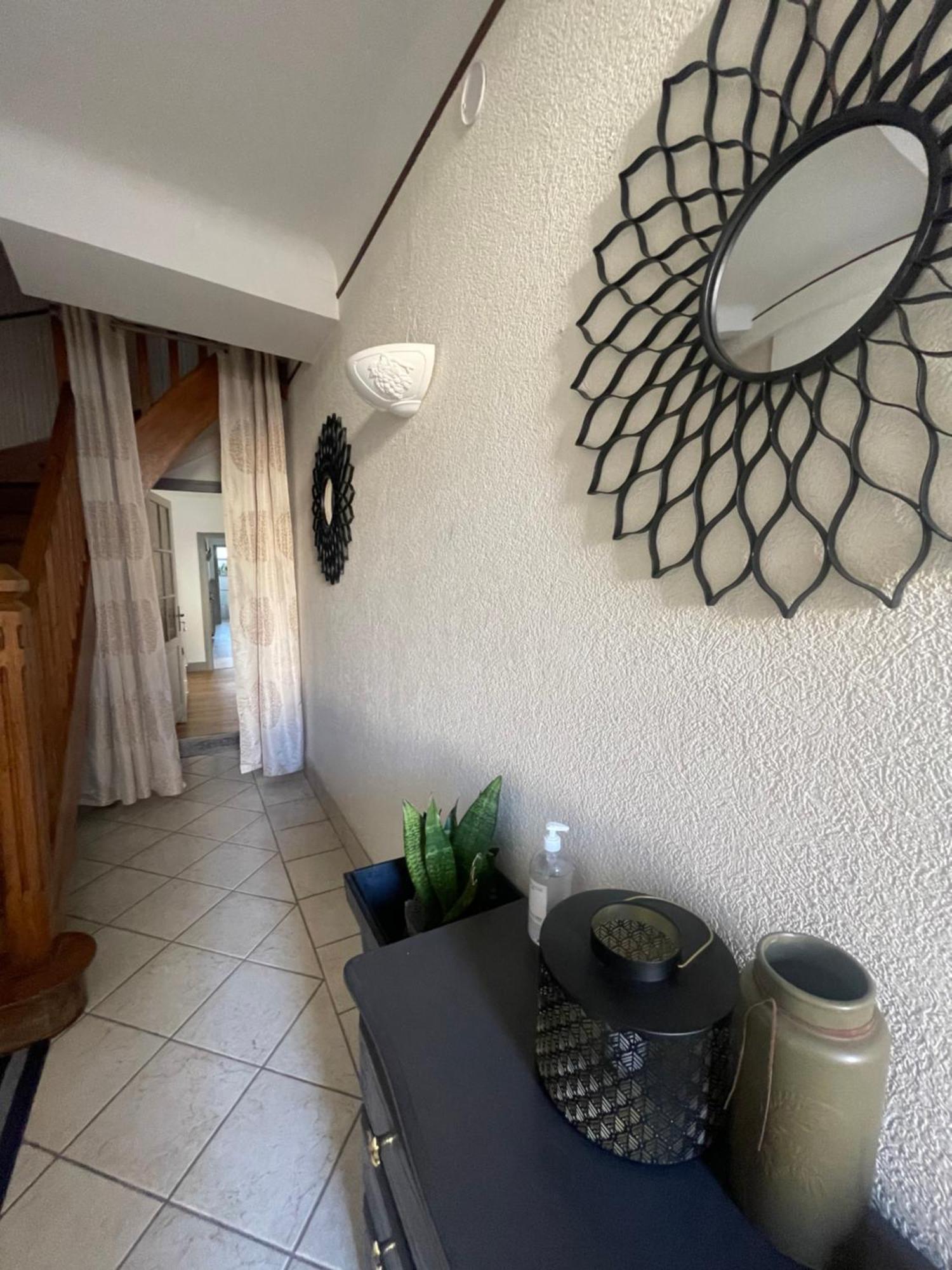 Appartement Moderne Centre Ville, 5 Personnes, 65 M2 Semur-en-Auxois Exteriör bild