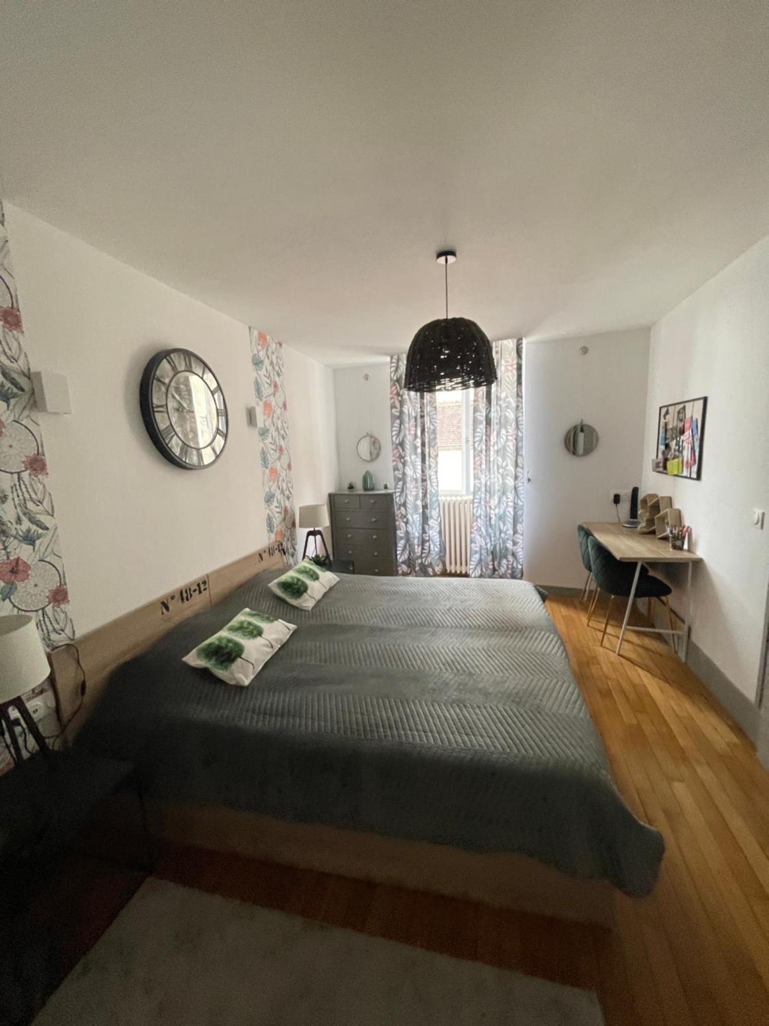 Appartement Moderne Centre Ville, 5 Personnes, 65 M2 Semur-en-Auxois Exteriör bild