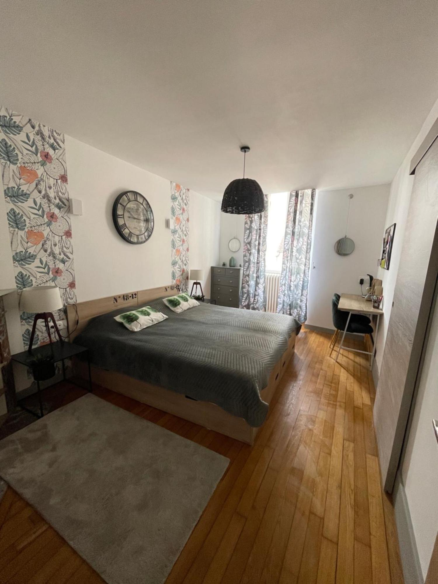 Appartement Moderne Centre Ville, 5 Personnes, 65 M2 Semur-en-Auxois Exteriör bild