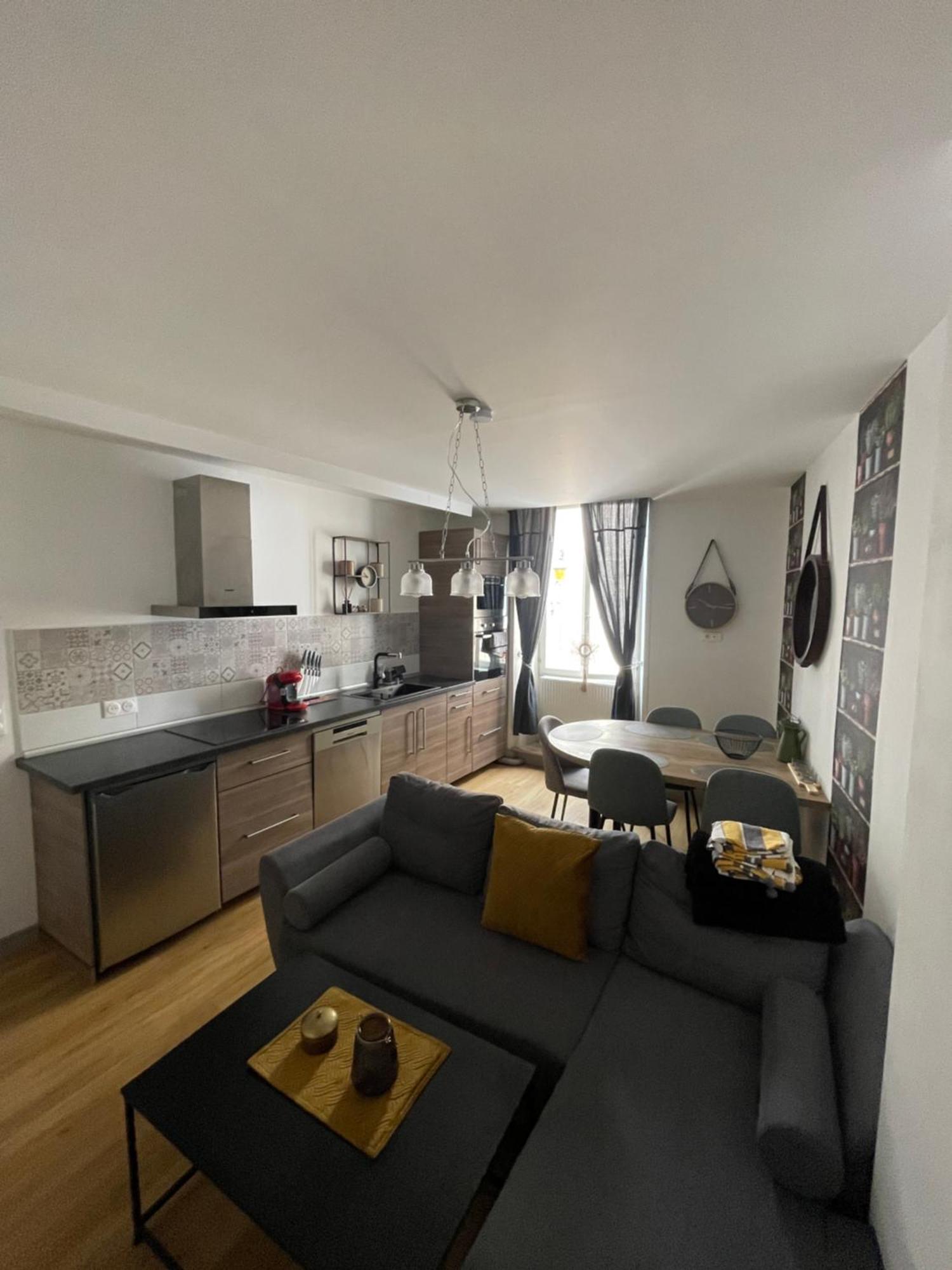 Appartement Moderne Centre Ville, 5 Personnes, 65 M2 Semur-en-Auxois Exteriör bild