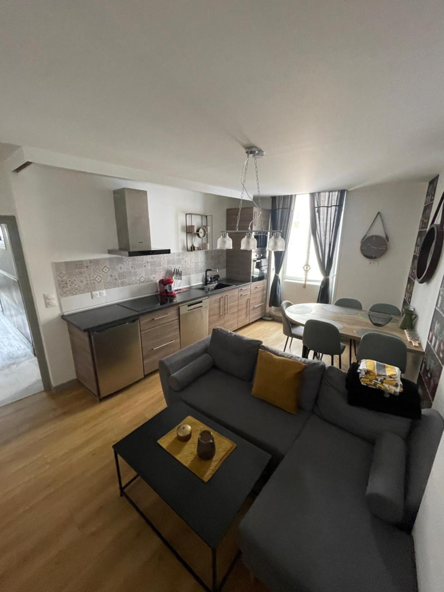 Appartement Moderne Centre Ville, 5 Personnes, 65 M2 Semur-en-Auxois Exteriör bild